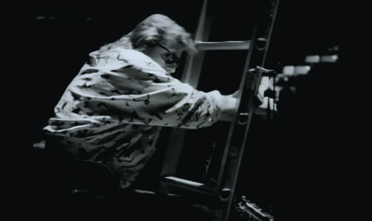 Screenshot from Take Me Home Tonight (1986)