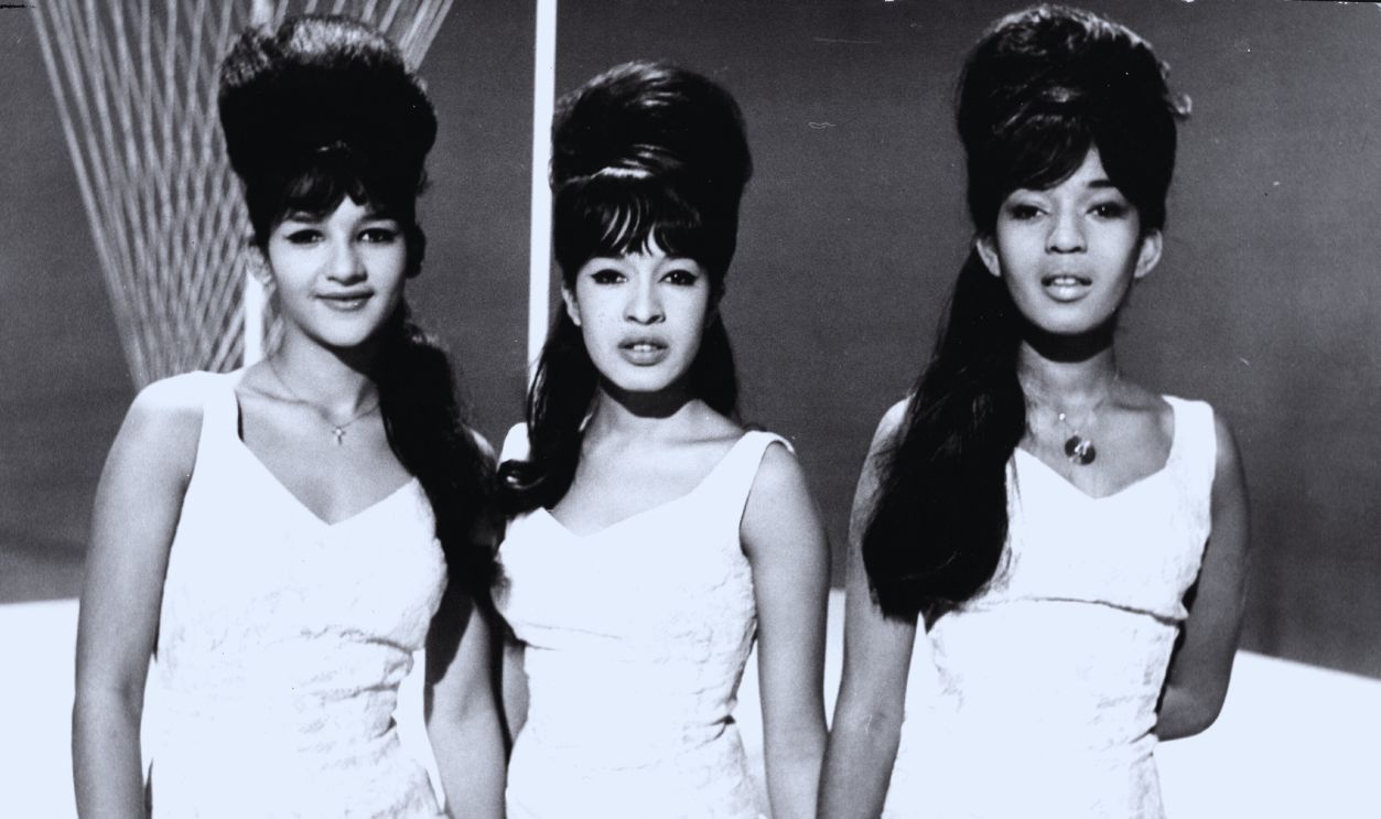 Gettyimages - 74293618, Ronettes Portrait