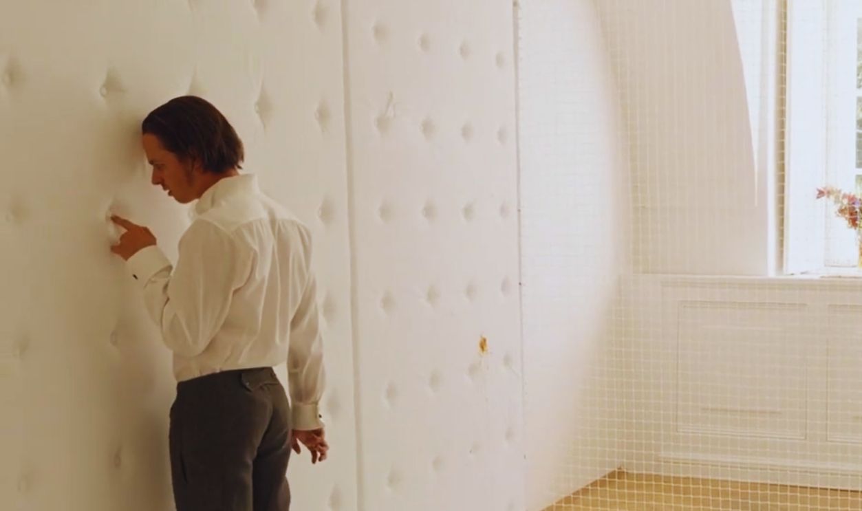 Screenshot from Ludwig II (2012)