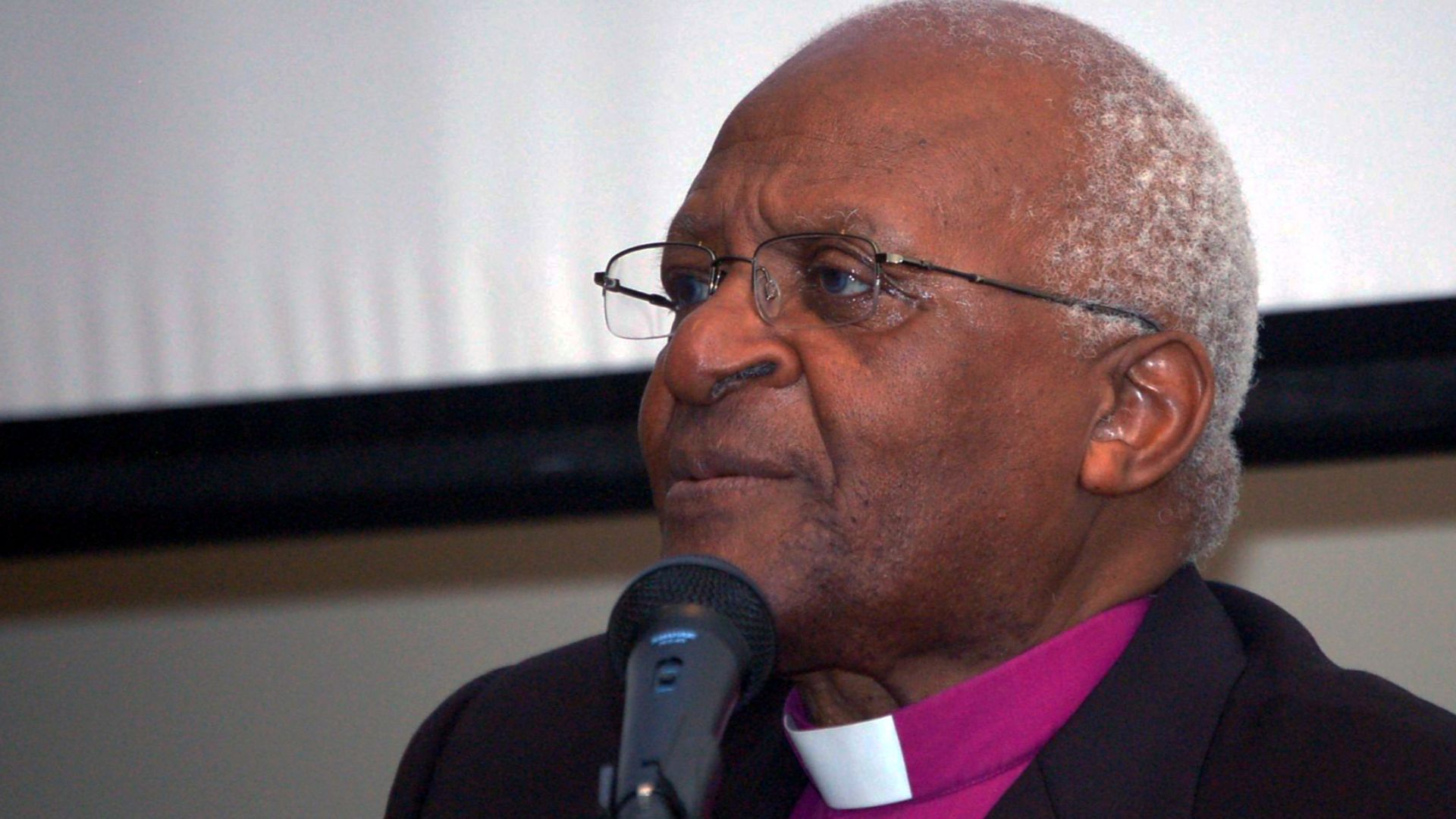 File:South African Anglican Archbishop Desmond Tutu.jpg
