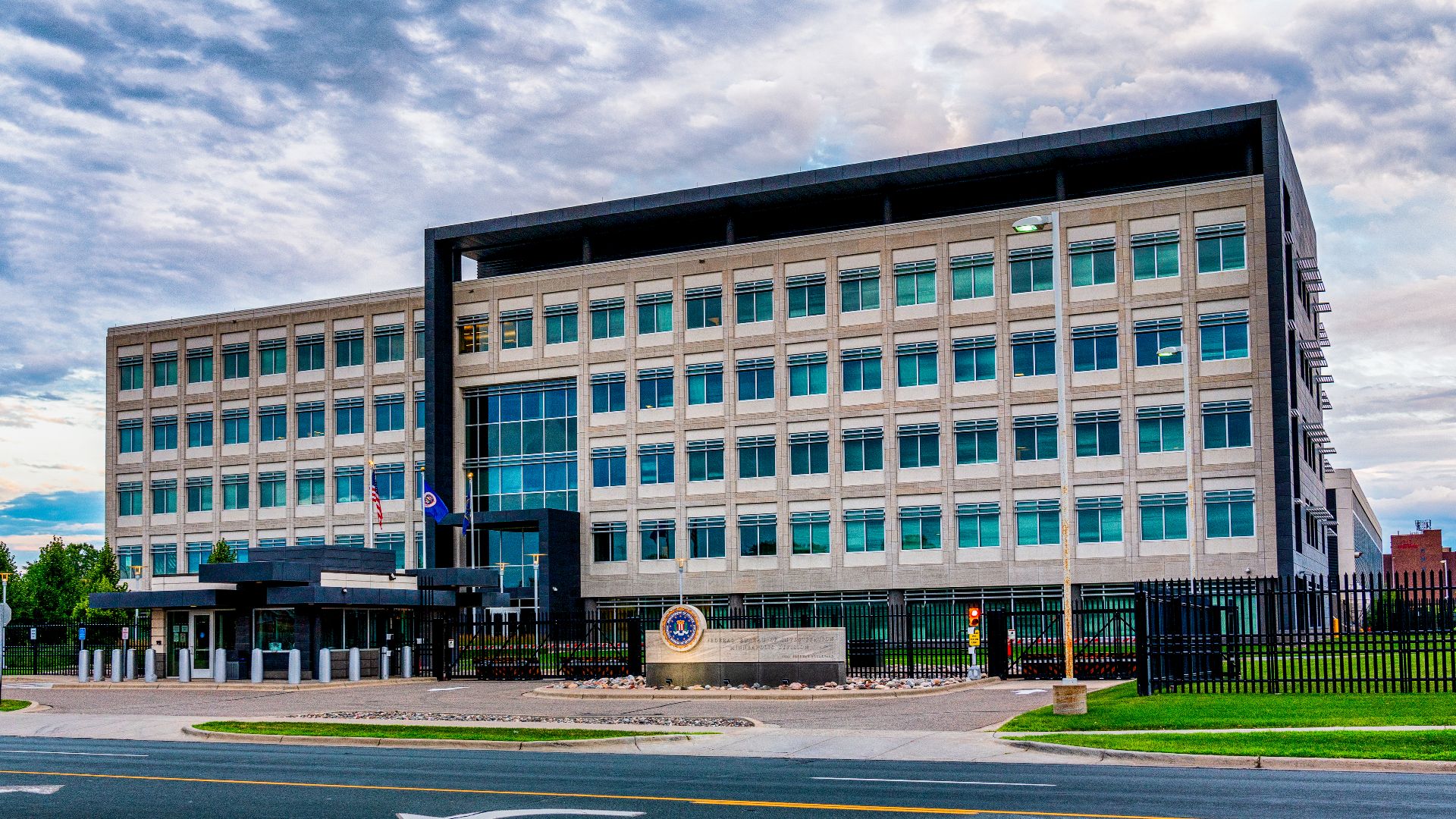 File:Federal Bureau of Investigation (FBI) Minneapolis Division Field Office (48343597171).jpg