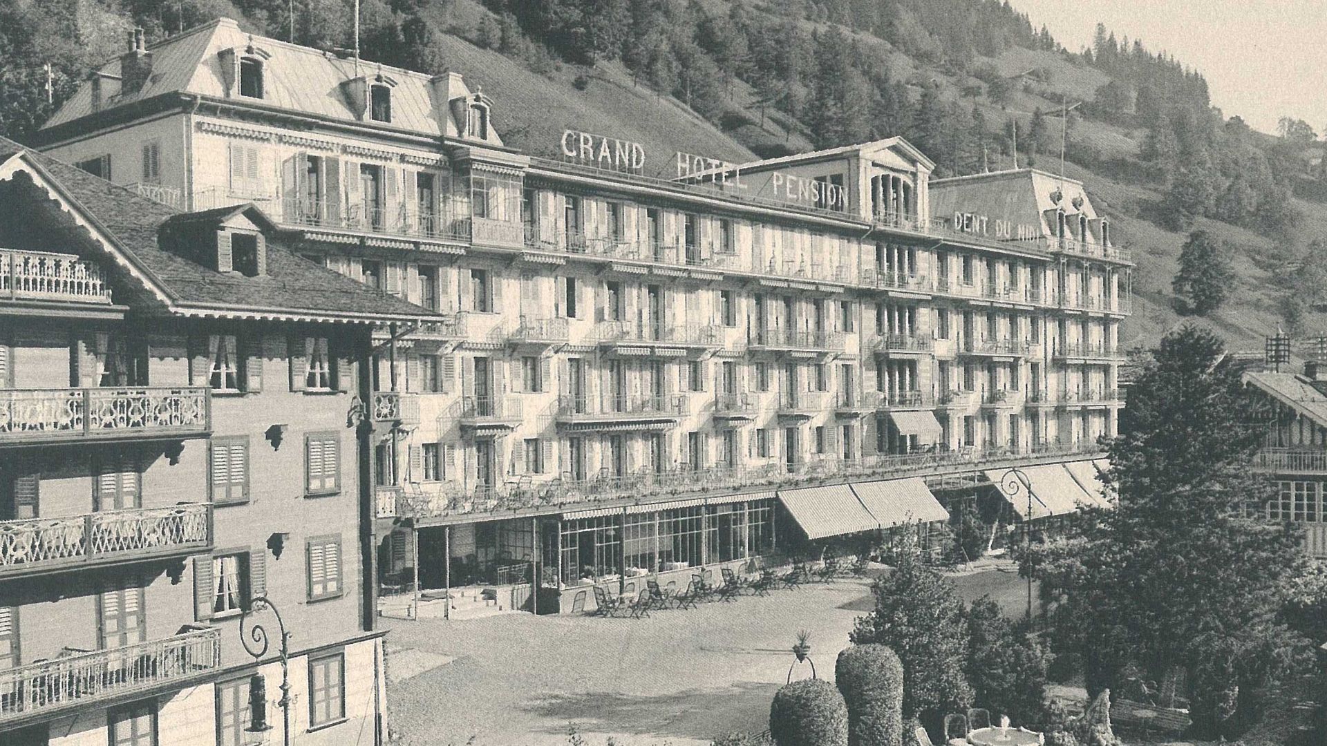 File:1 - hôtel de la Dent du Midi.jpg