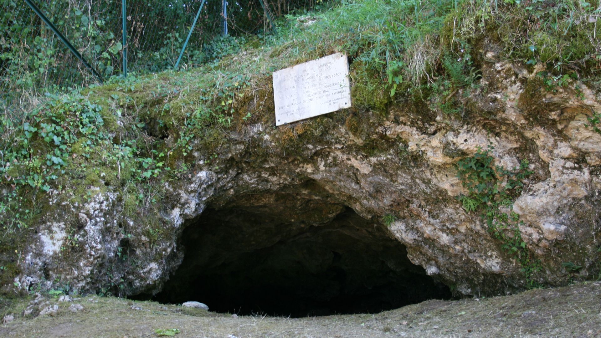 File:Bouffia Bonneval 1.jpg