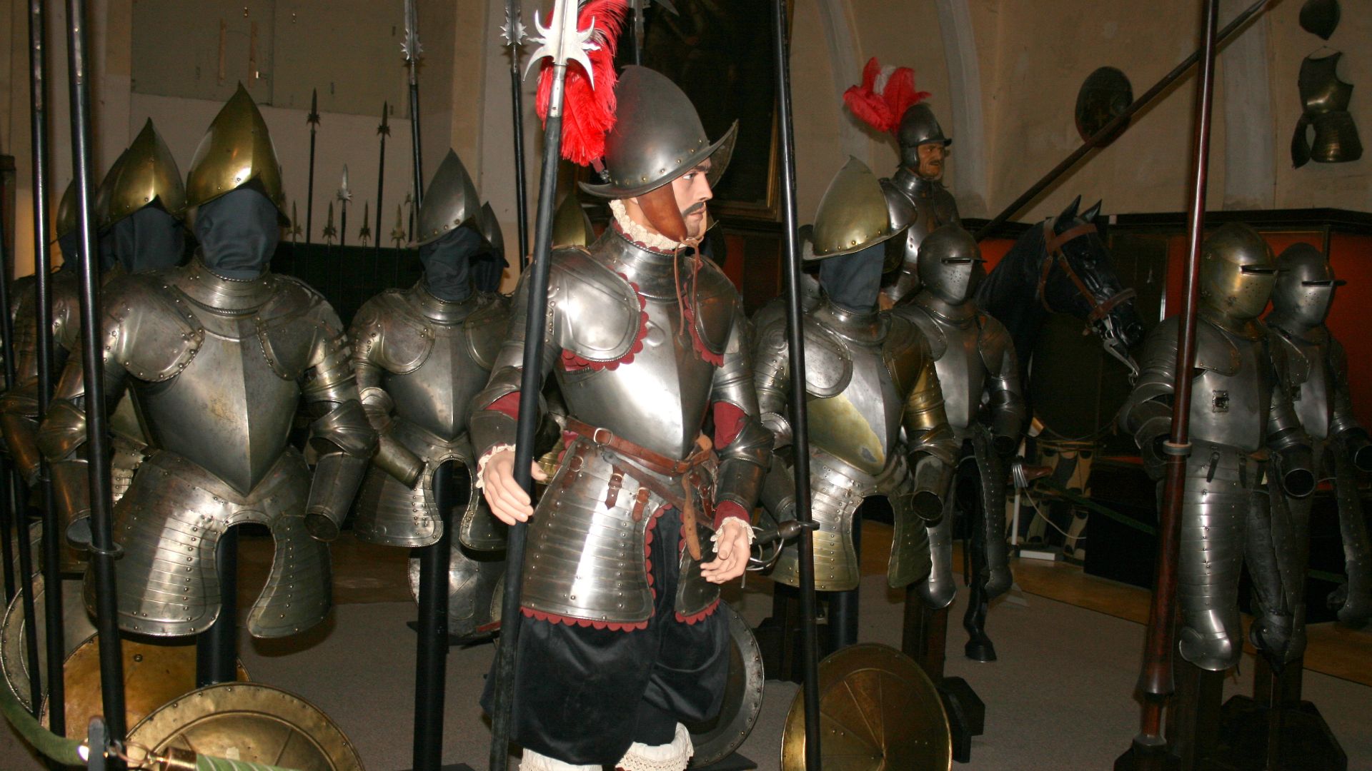 File:Spanish conquistador style armour 03.jpg
