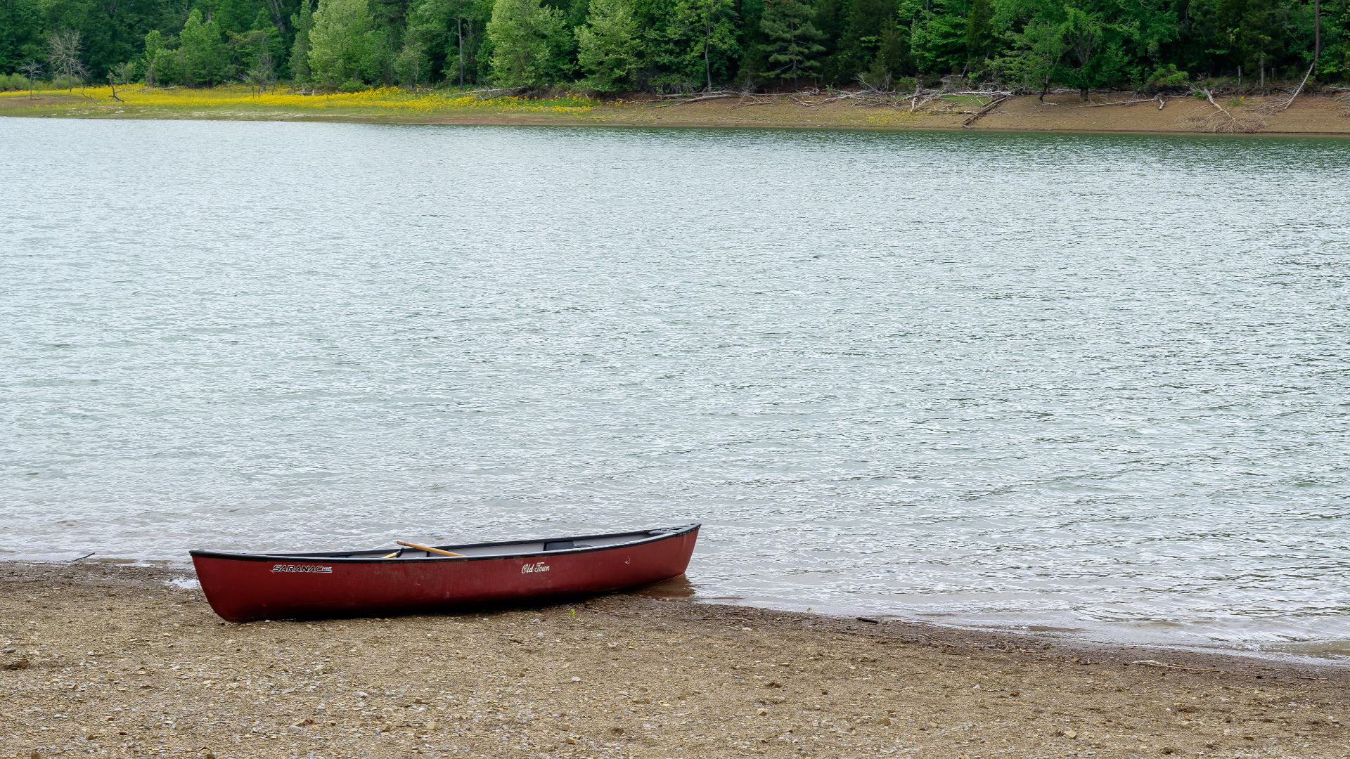 File:Red Canoe - Big Ridge State Park, Tennessee - May 17, 2014.jpg