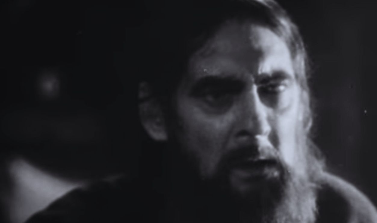  Screenshot from Rasputin and the Empress (1932) 