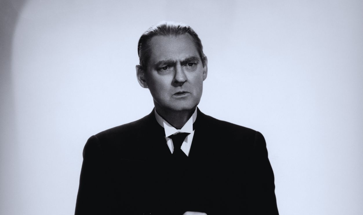 Gettyimages - 104944747, Lionel Barrymore A portrait of actor Lionel Barrymore circa 1940.