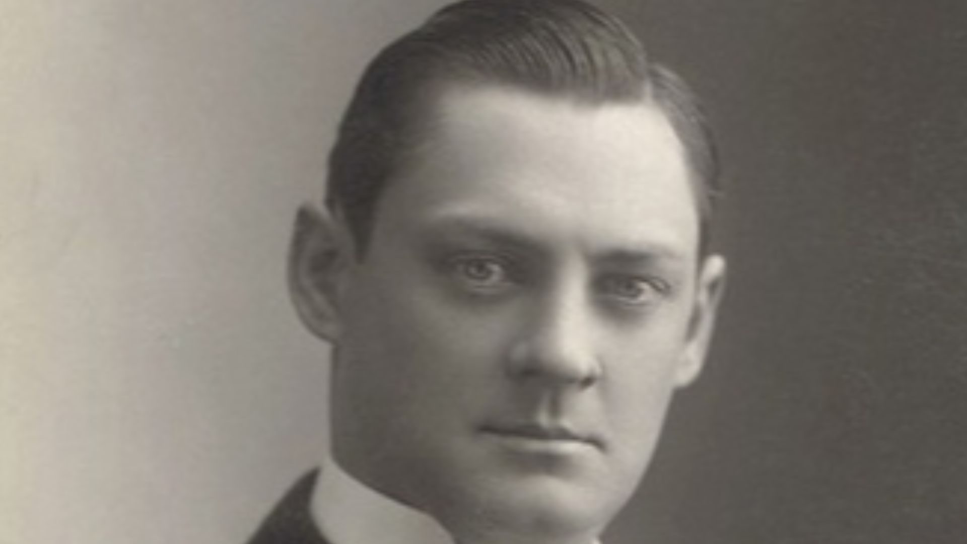 A younger Lionel Barrymore.
