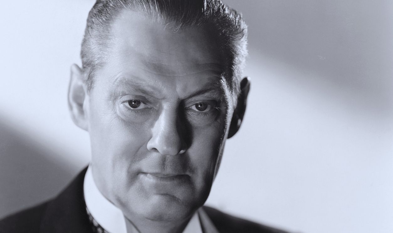 Gettyimages - 613476470, Lionel Barrymore, ca. 1925 The American Academy Award winning actor, Lionel Barrymore (1878-1954), brother of John and Ethel Barrymore. | Location: Hollywood, USA.