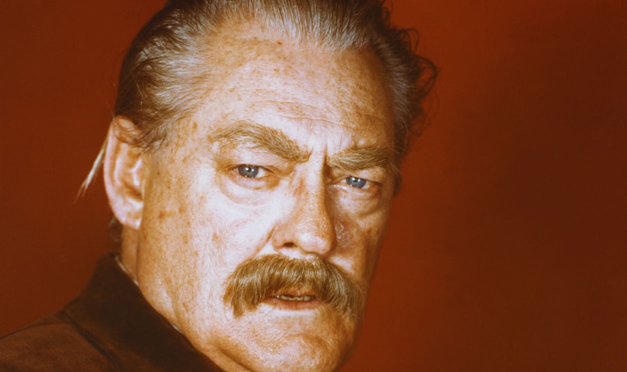 Gettyimages - 607433482, On the set of 'Duel in the Sun' American actor Lionel Barrymore on the set of Duel in the Sun, directed by King Vidor. 