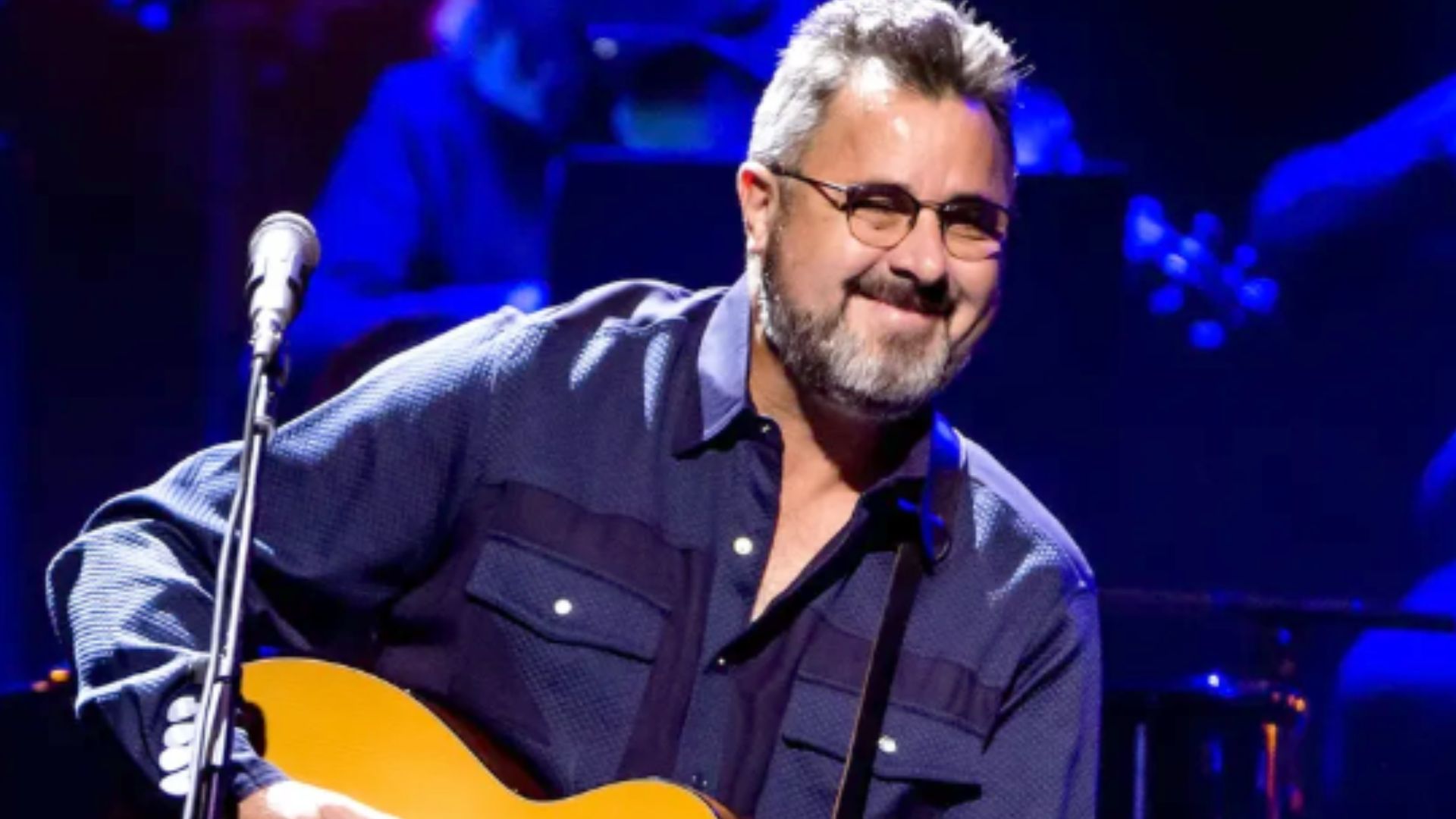 Vince Gill with the Eagles