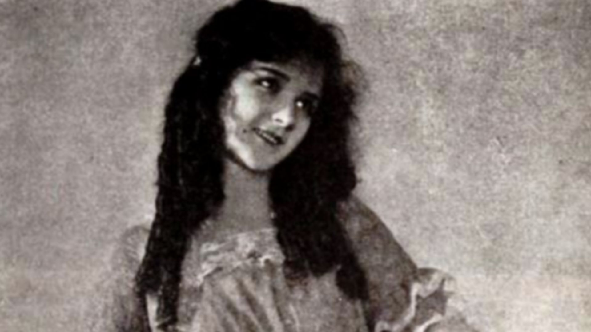 Actress Mary Philbin, on page 61 of the July 30, 1921 Exhibitors Herald.