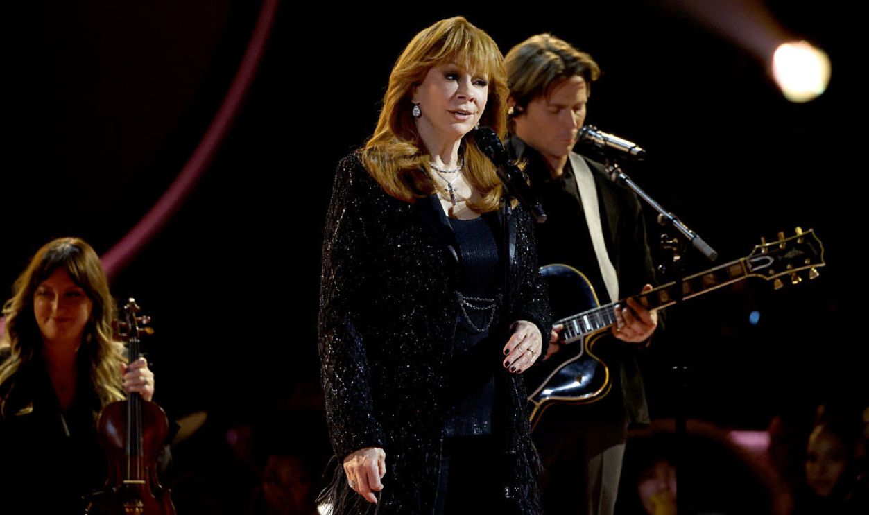 LOS ANGELES, CALIFORNIA - FEBRUARY 01: (L-R) Reba McEntire and Lukas Nelson perform onstage during the 68th GRAMMY Awards at Crypto.com Arena on February 01, 2026 in Los Angeles, California. 