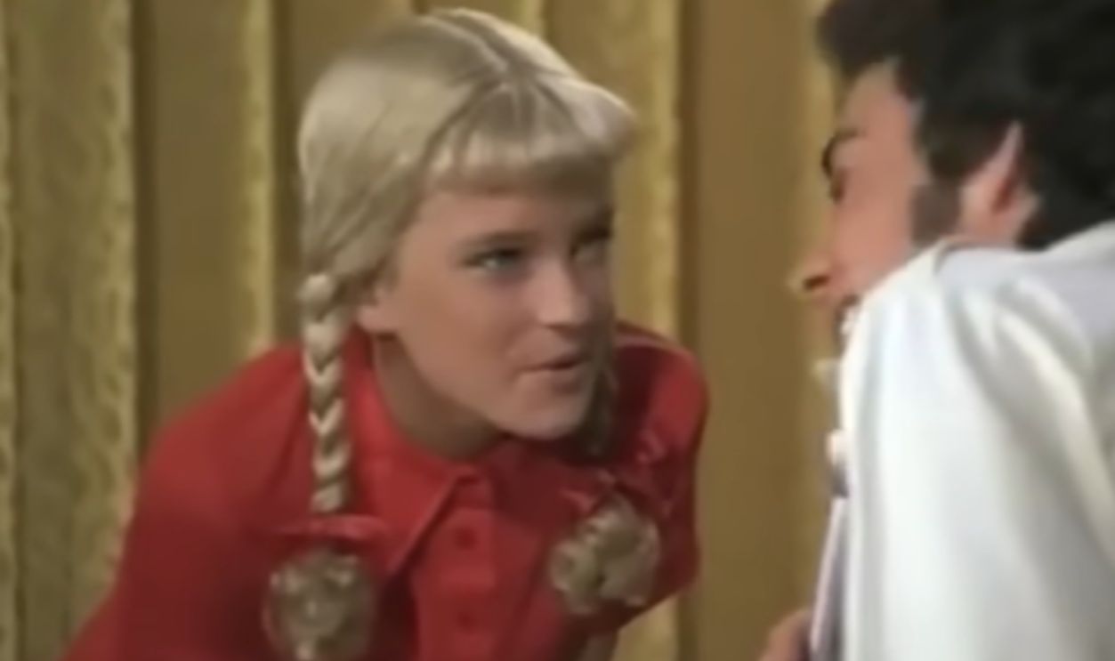 Screenshot from The Brady Bunch (1969-1974) 