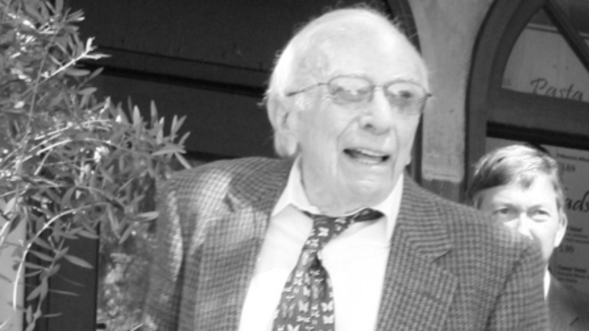 Sherwood Schwartz receiving his star on the Hollywood Walk of Fame (2008)