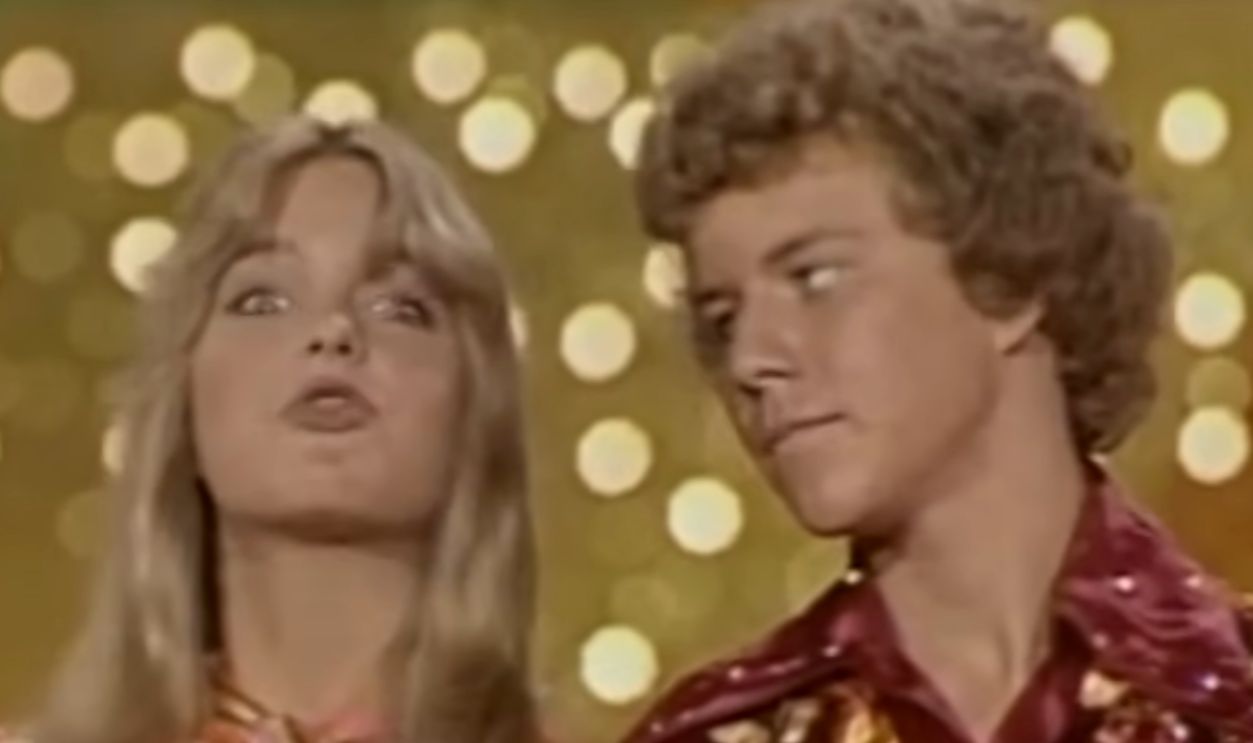 Screenshot from The Brady Bunch Hour (1976-1977) 