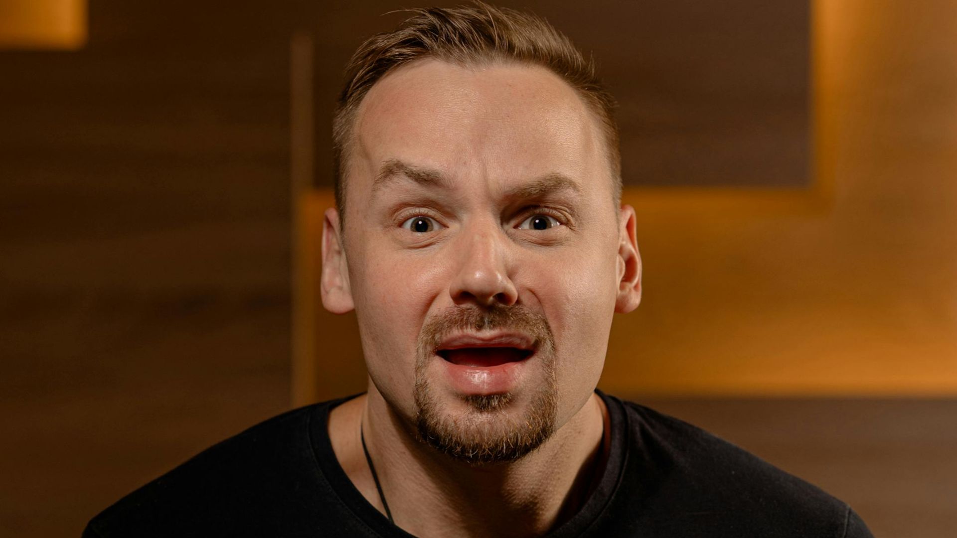 Анна Хазова