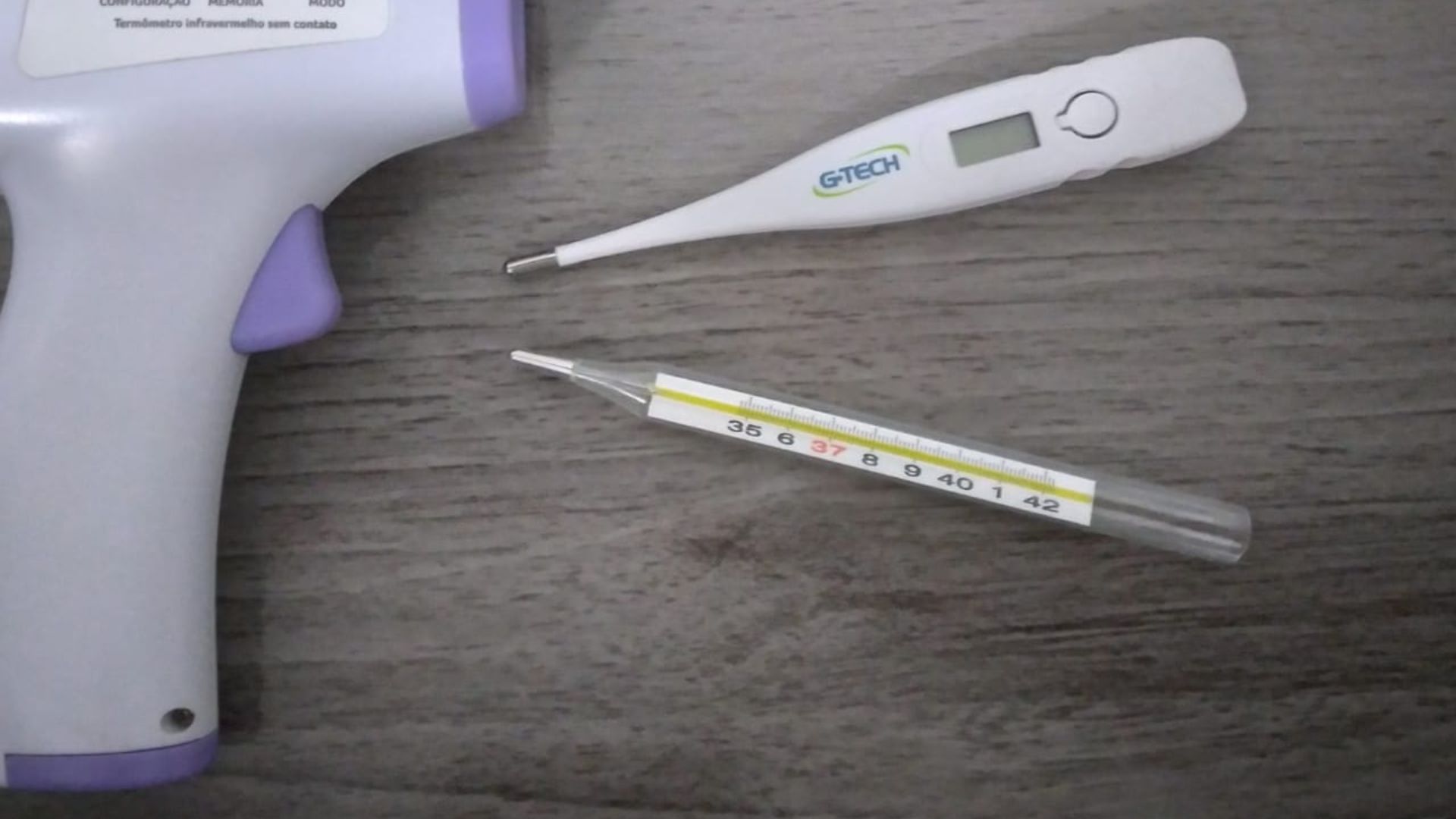 common thermometers in a household to body temperature measurings