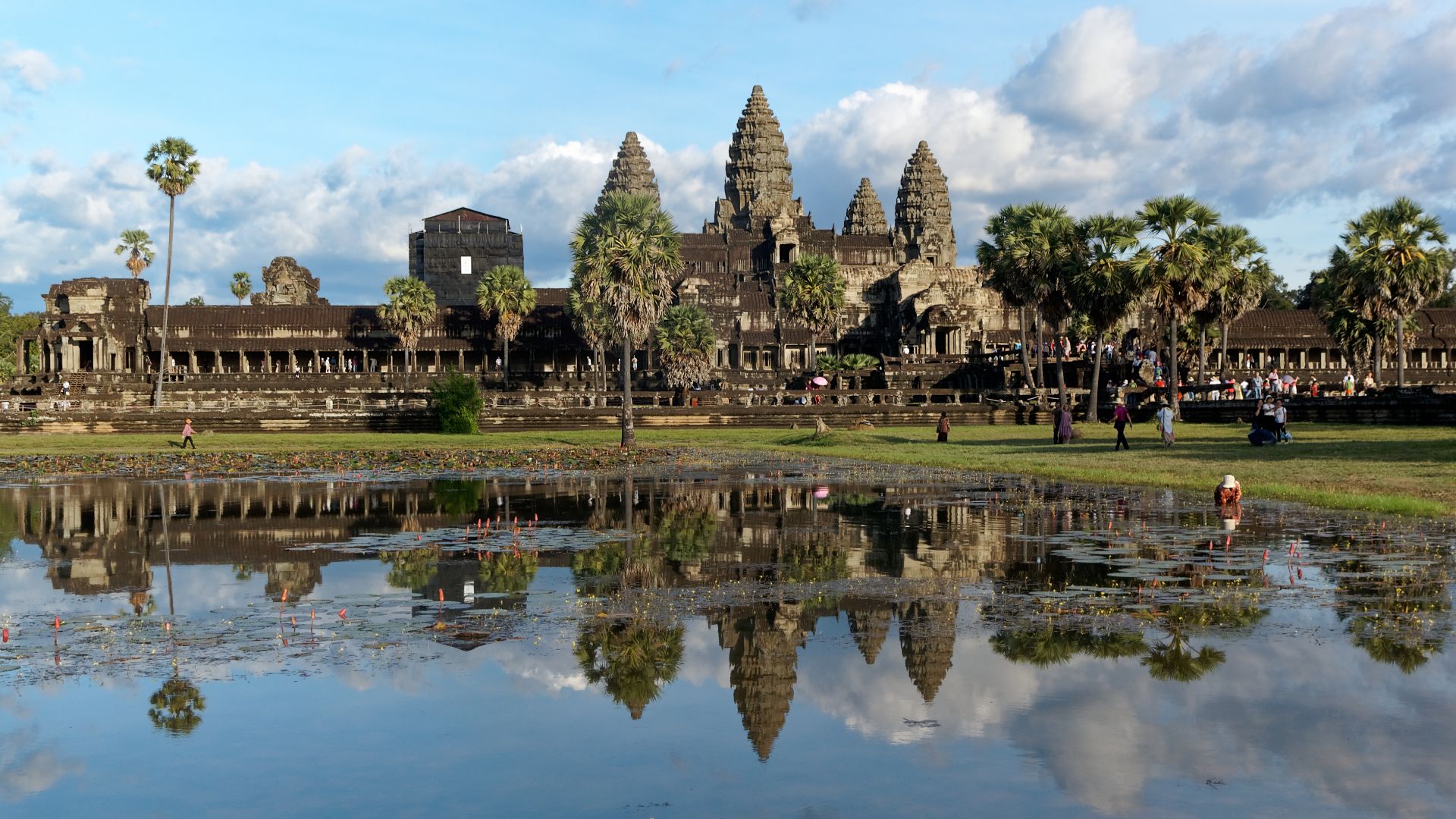 View of the central structure of Angkor Wat