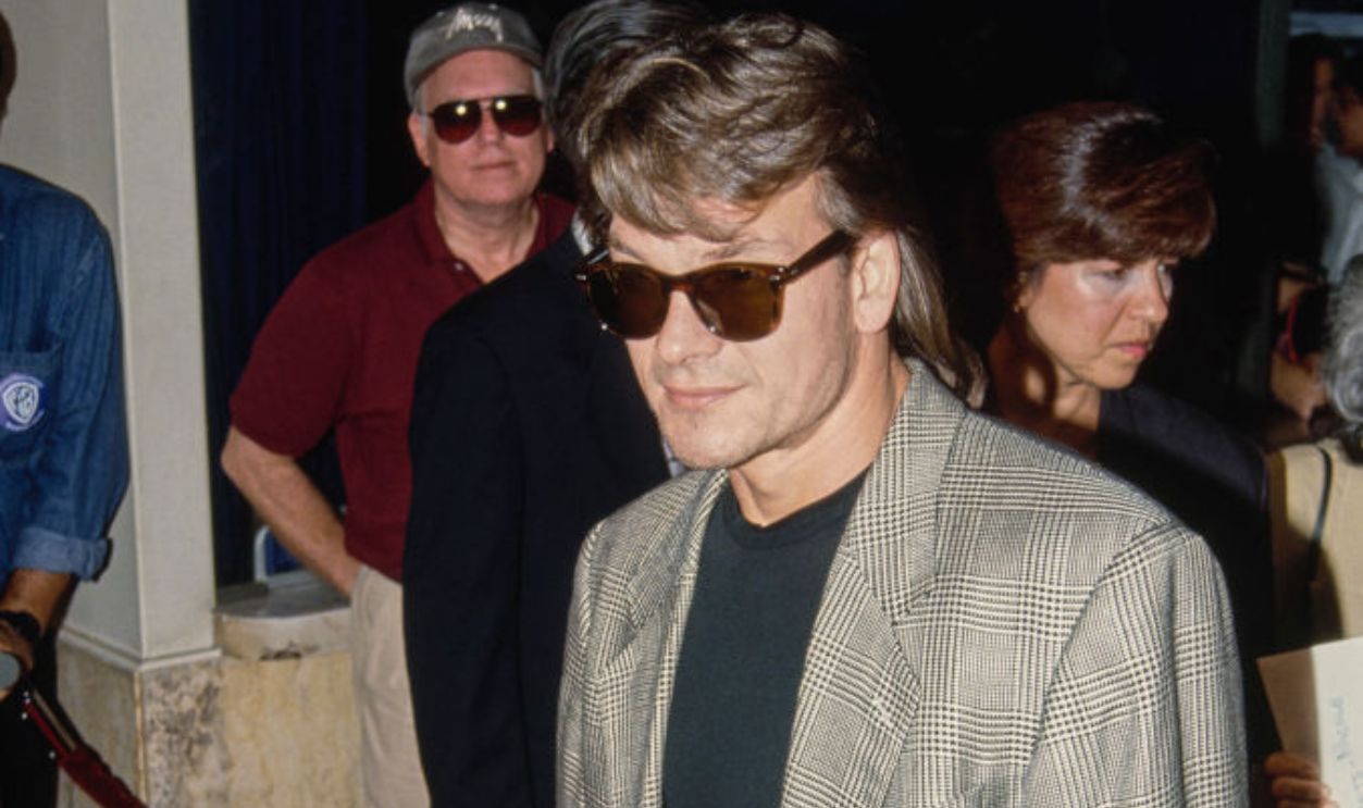 American actor and dancer Patrick Swayze (1952 - 2009) attending the premiere of 'The Man Without A Face' at Mann Bruin Theater in Los Angeles, California, August 5th 1993. 