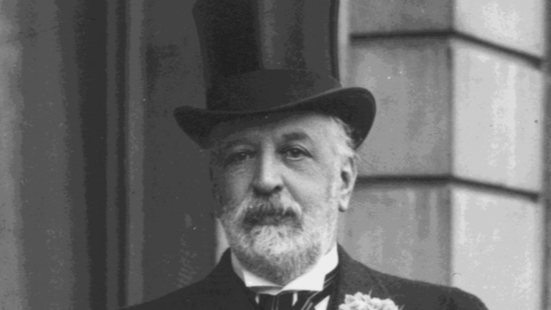 en:Nathan Mayer Rothschild, 1st Baron Rothschild.