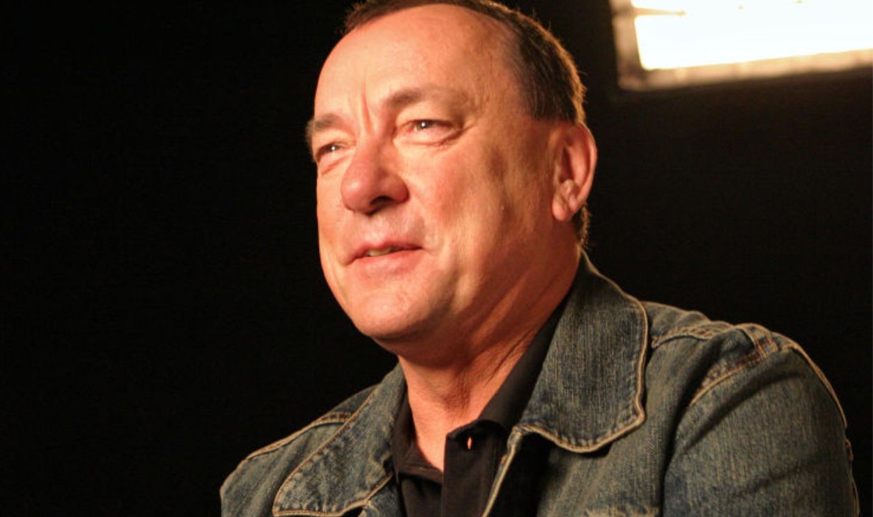 NEW YORK, NY - November 12: MANDATORY CREDIT Bill Tompkins/Getty Images Neil Peart of RUSH on November 12, 2006 in New York City. 