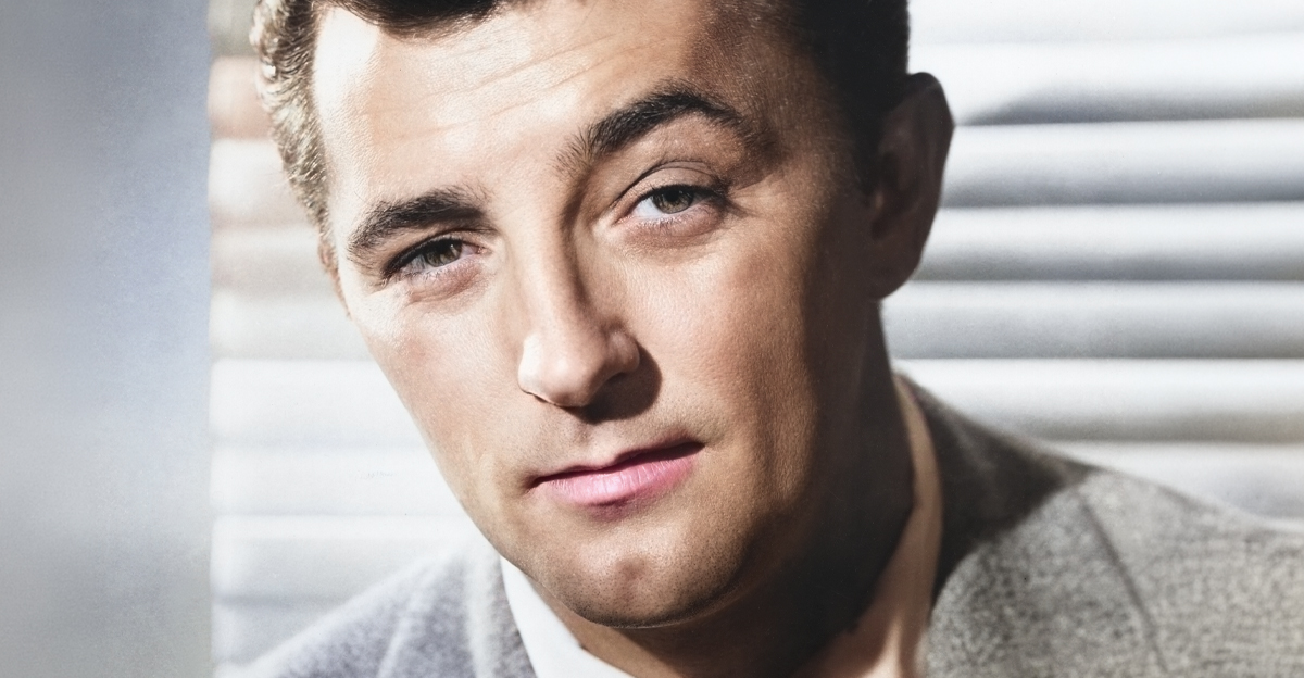 Close up portrait of Robert Mitchum
