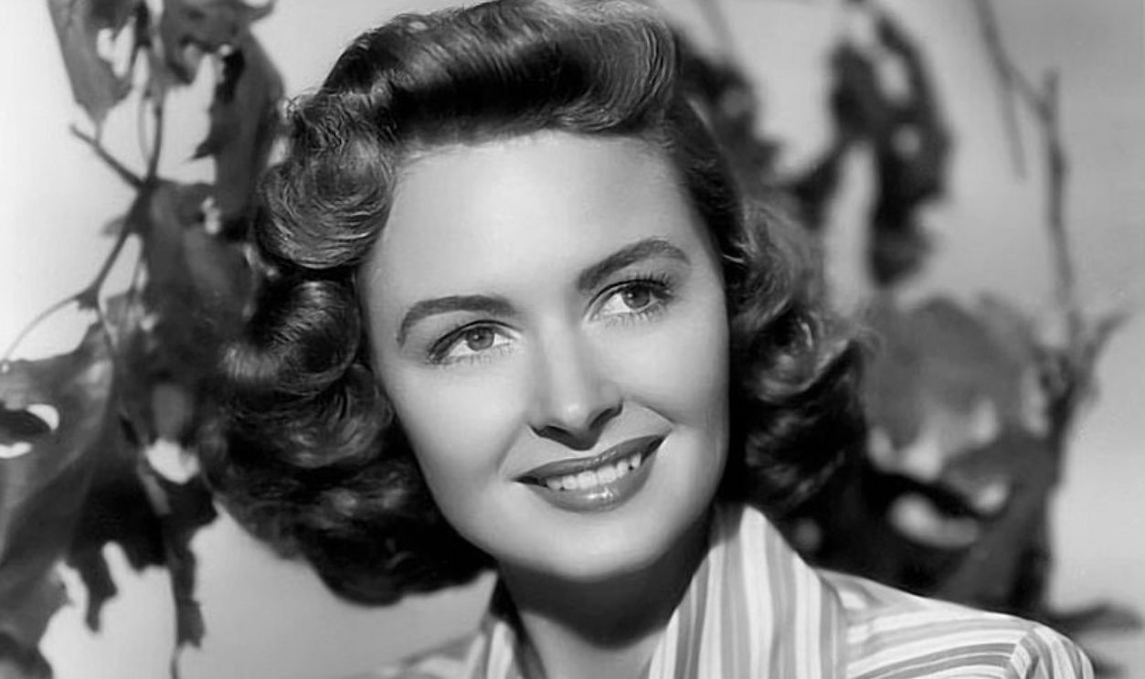 American actress Donna Reed (1921 - 1986), circa 1945. 