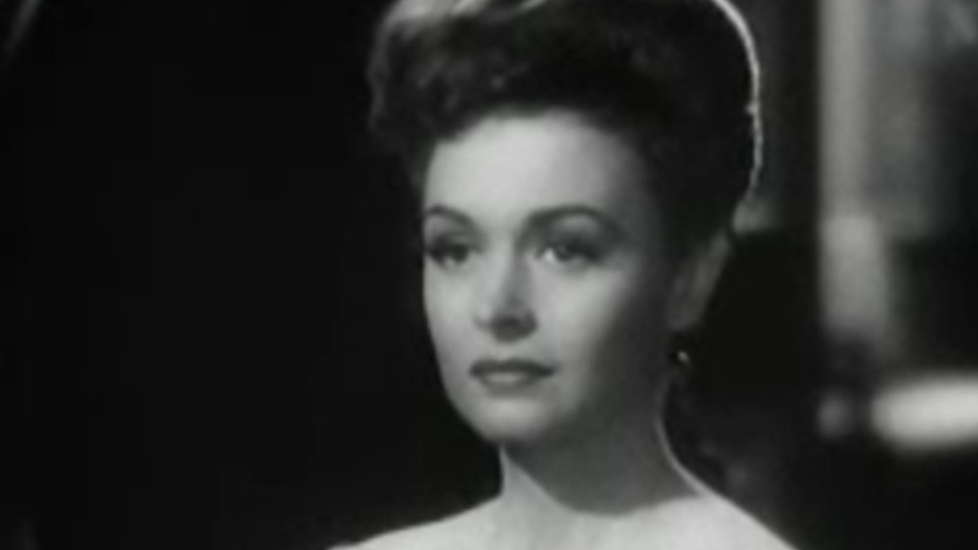 Cropped screenshot of Donna Reed from the trailer for the film The Picture of Dorian Gray.