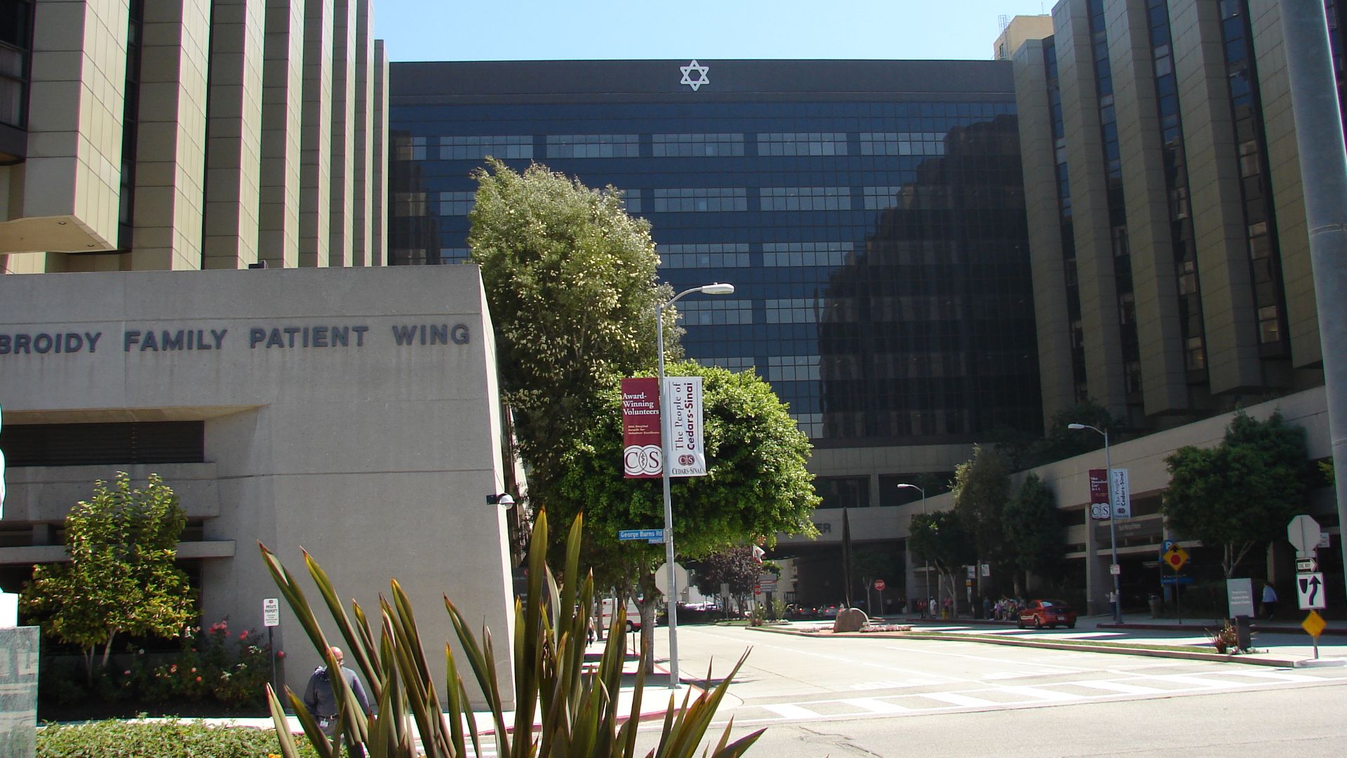 View of North and South Towers of the Cedars-Sinai Medical Center