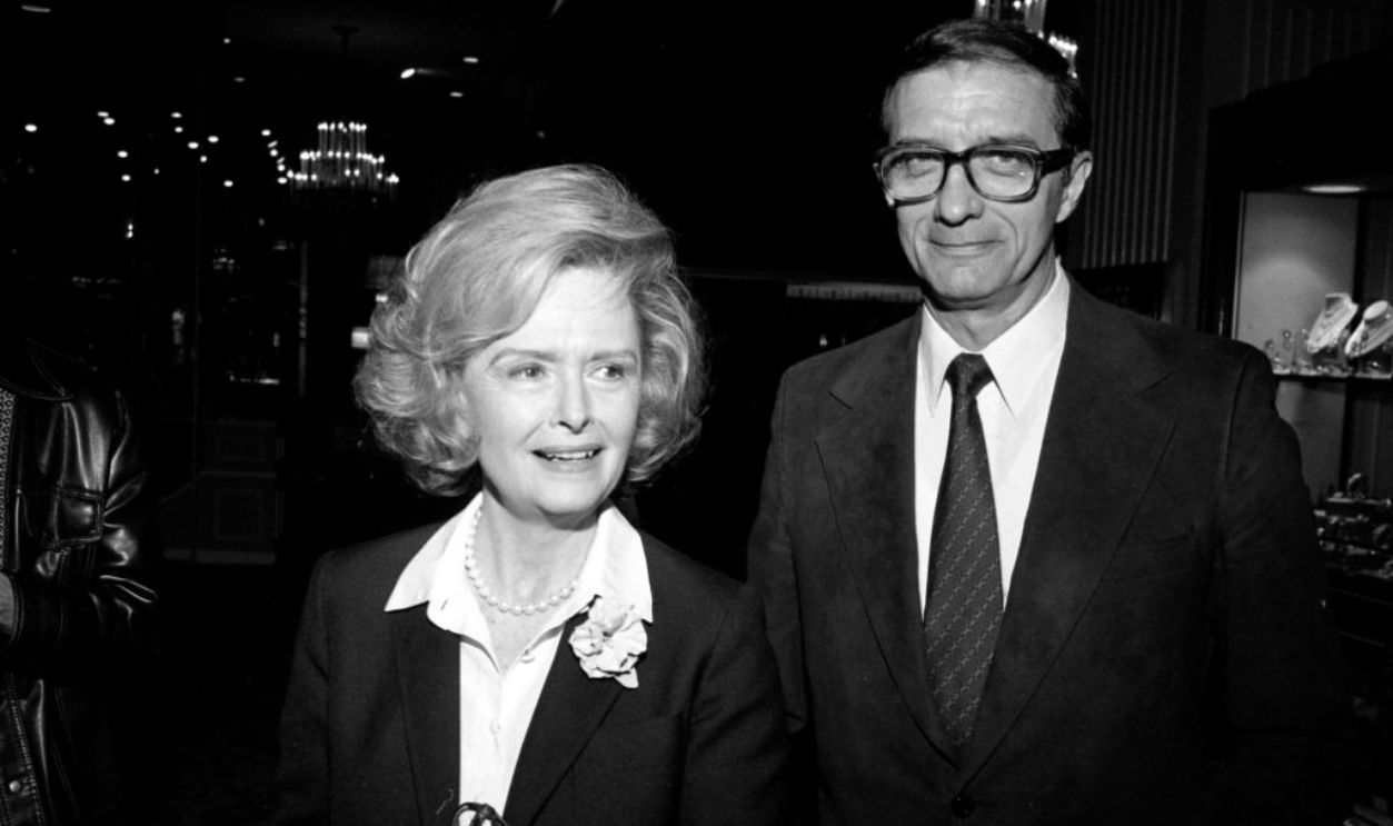 Donna Reed (L) and Grover Asmus attend the American Film Institute's tribute to John Ford at the Beverly Hilton Hotel in Beverly Hills, California, on March 31, 1973.