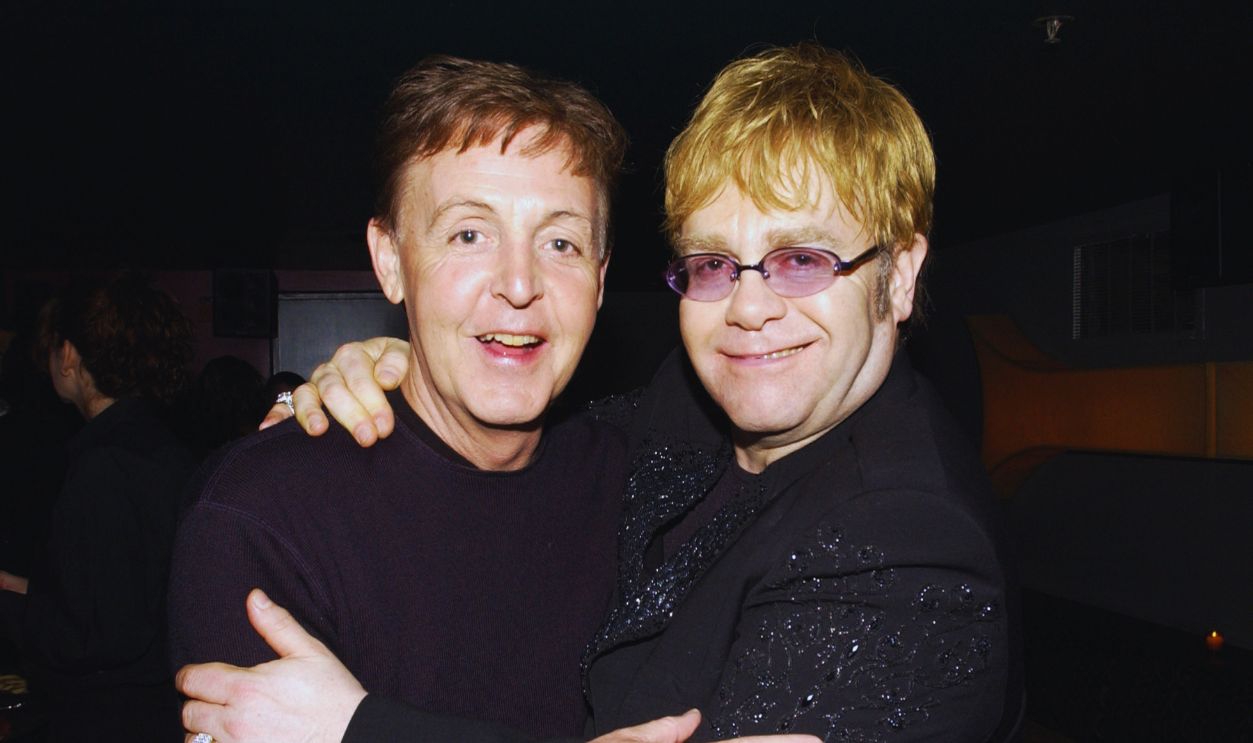 Gettyimages - 81265589, The 10th Annual Elton John AIDS Foundation InStyle Party - Inside Sir Paul McCartney and Sir Elton John