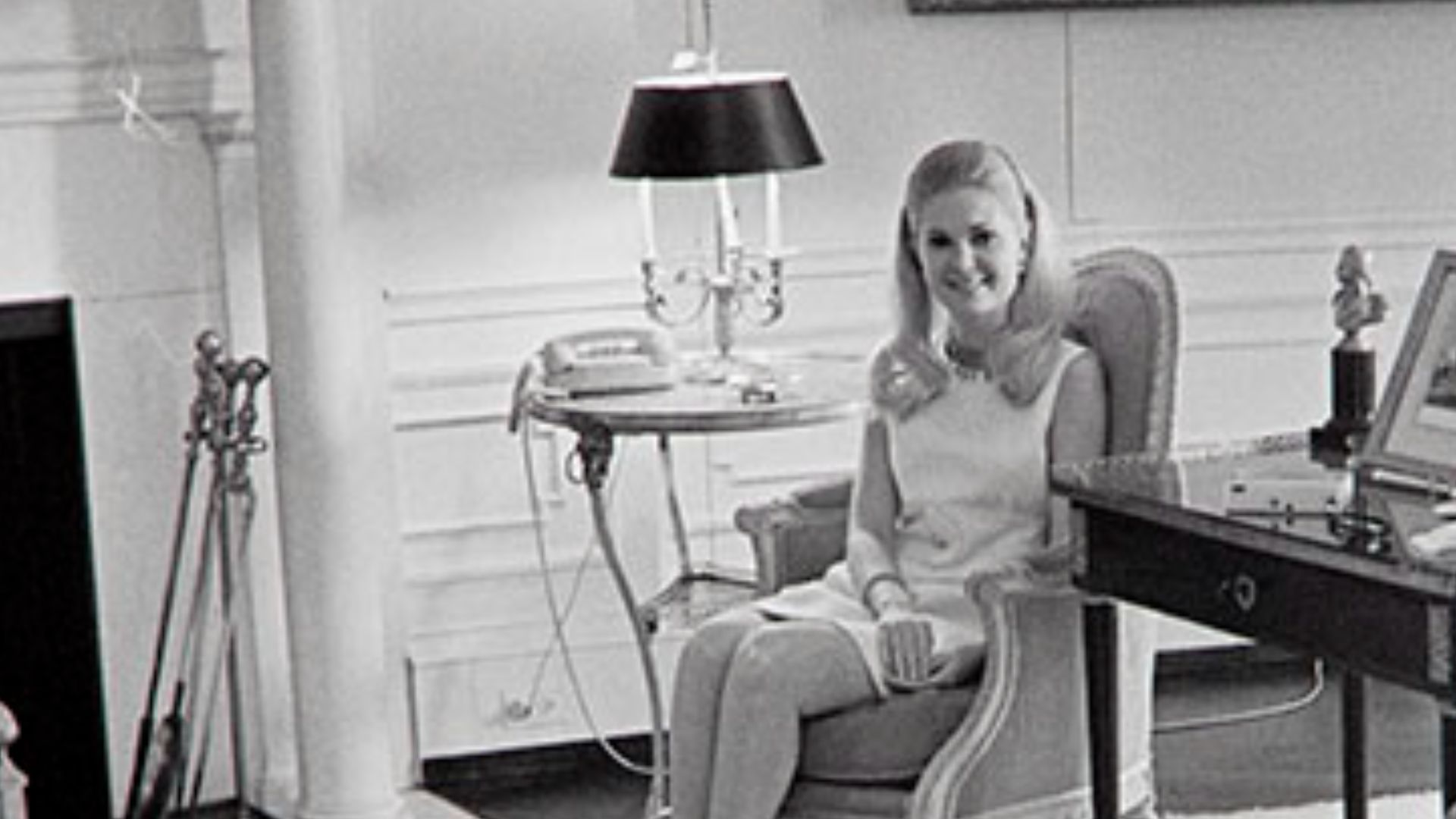 #Nixon50 #OTD 4/1/1971 Former President Johnson’s daughter Lynda Bird Robb interviewed Tricia Nixon in the White House Yellow Oval Room for a Ladies Home Journal story about Tricia’s upcoming wedding. (Image: WHPO-5961-07A)  1/2
Lynda's 1967 wedding was held in the White House East Room. Tricia's was the first Rose Garden wedding. Both Nixon sisters and both Johnson sisters wore wedding dresses designed by Priscilla of Boston.    2/2