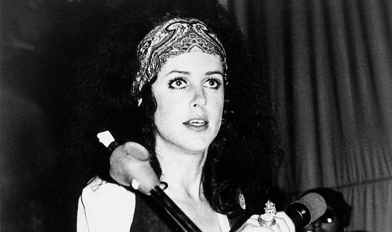 (Original Caption) Picture shows a portrait of Grace Slick of Jefferson Airplane performing in concert on stage.