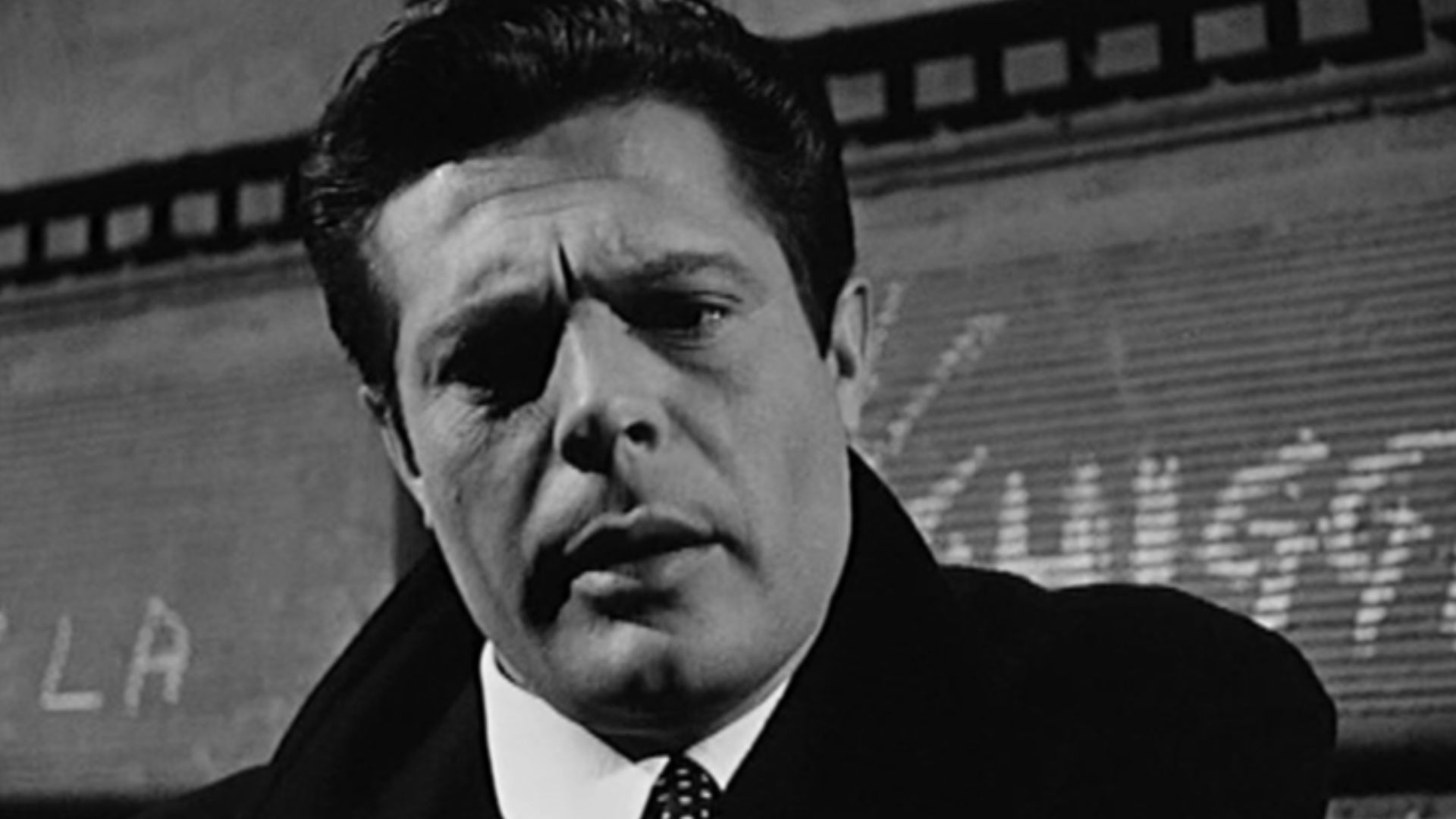 File:Il nemico di mia moglie-Marcello Mastroianni.png