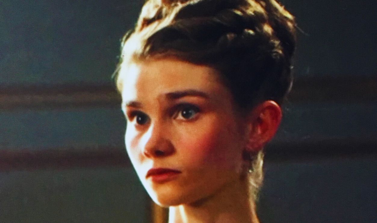 Screenshot from Versailles (2015–2018)