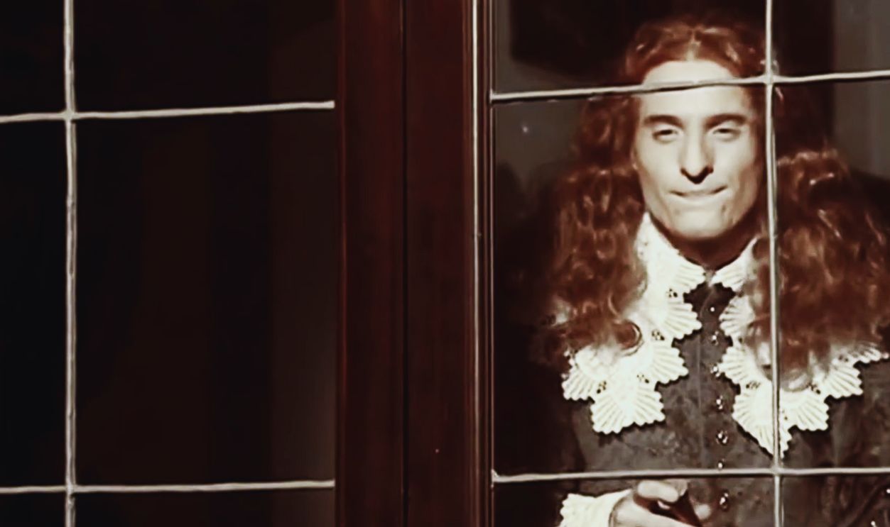 Screenshot from Versailles (2015–2018)