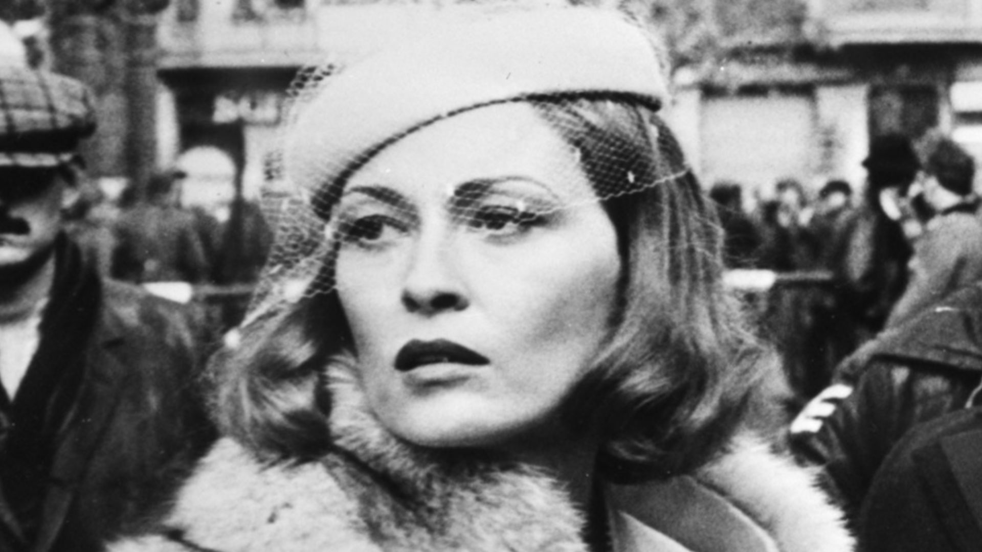 Faye Dunaway on the set of