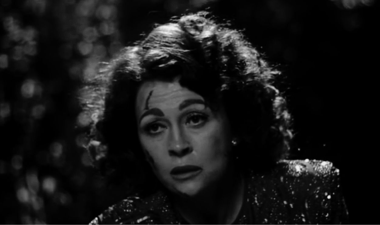 Screenshot from Mommie Dearest (1981) 