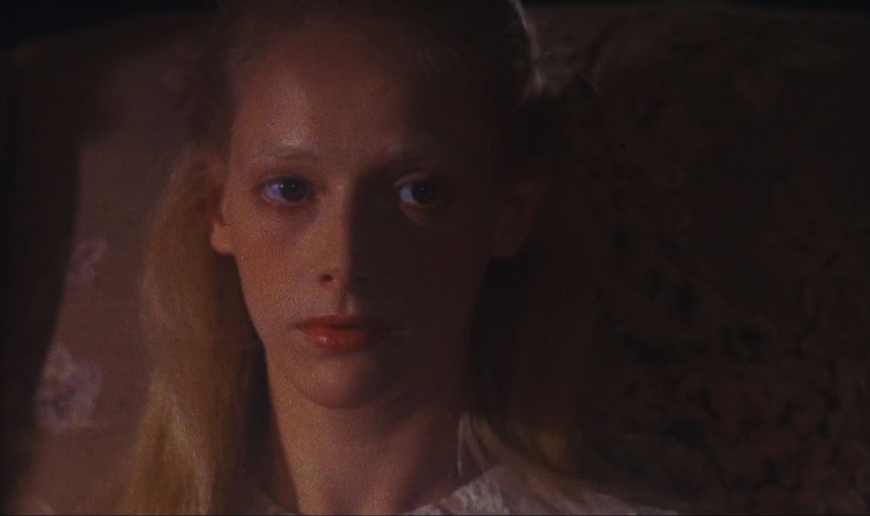 Screenshot from A Reflection of Fear (1972) 