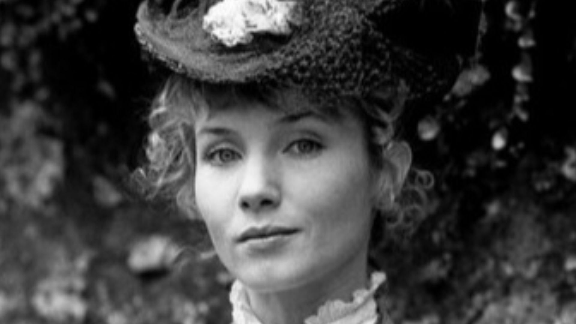 Rebecca De Mornay in press photo for Murders in the Rue Morgue (1986)