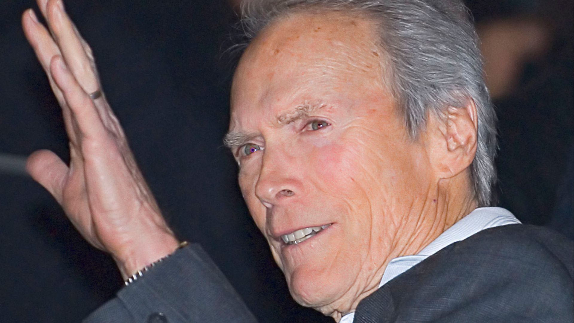 Clint Eastwood leaving the press conference for