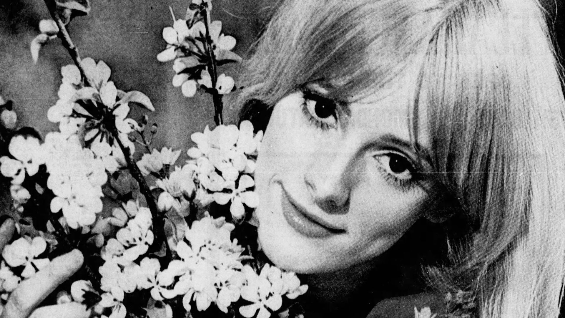 Photo of Sondra Locke from the front cover of the Nashville Tennessean Sunday magazine