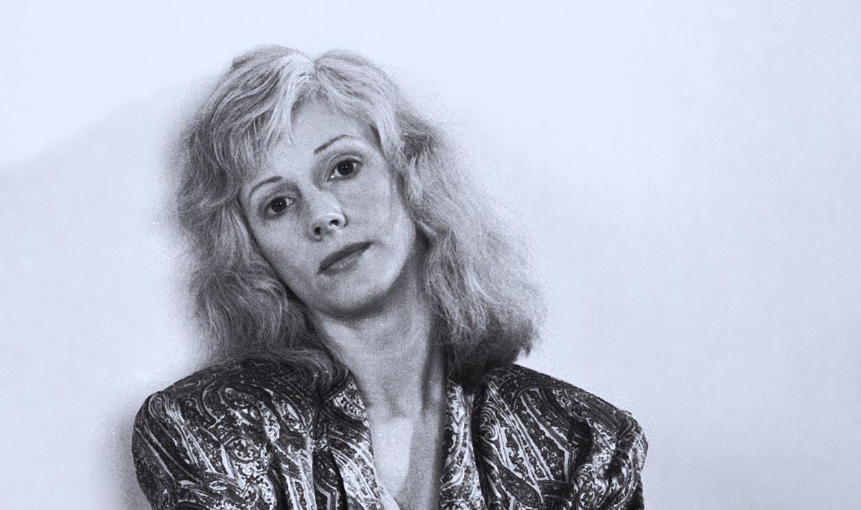 Gettyimages - 1693906692, Actress Sondra Locke Portrait Session Actress Sondra Locke portrait session, June 5, 1986 in Burbank, California. 