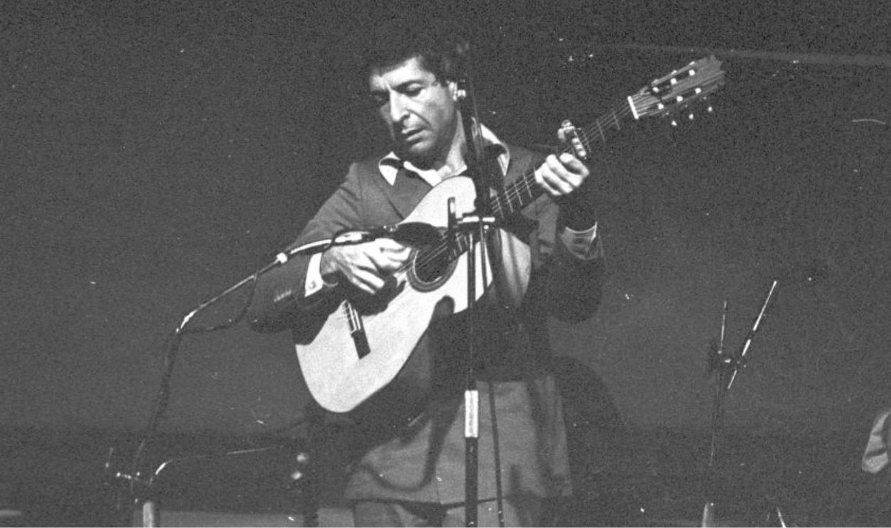 UNSPECIFIED - CIRCA 1970: Photo of Leonard Cohen