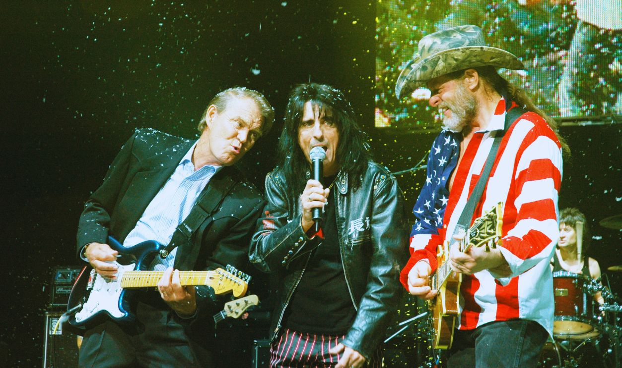 Gettyimages - 76232975, Alice Cooper's 