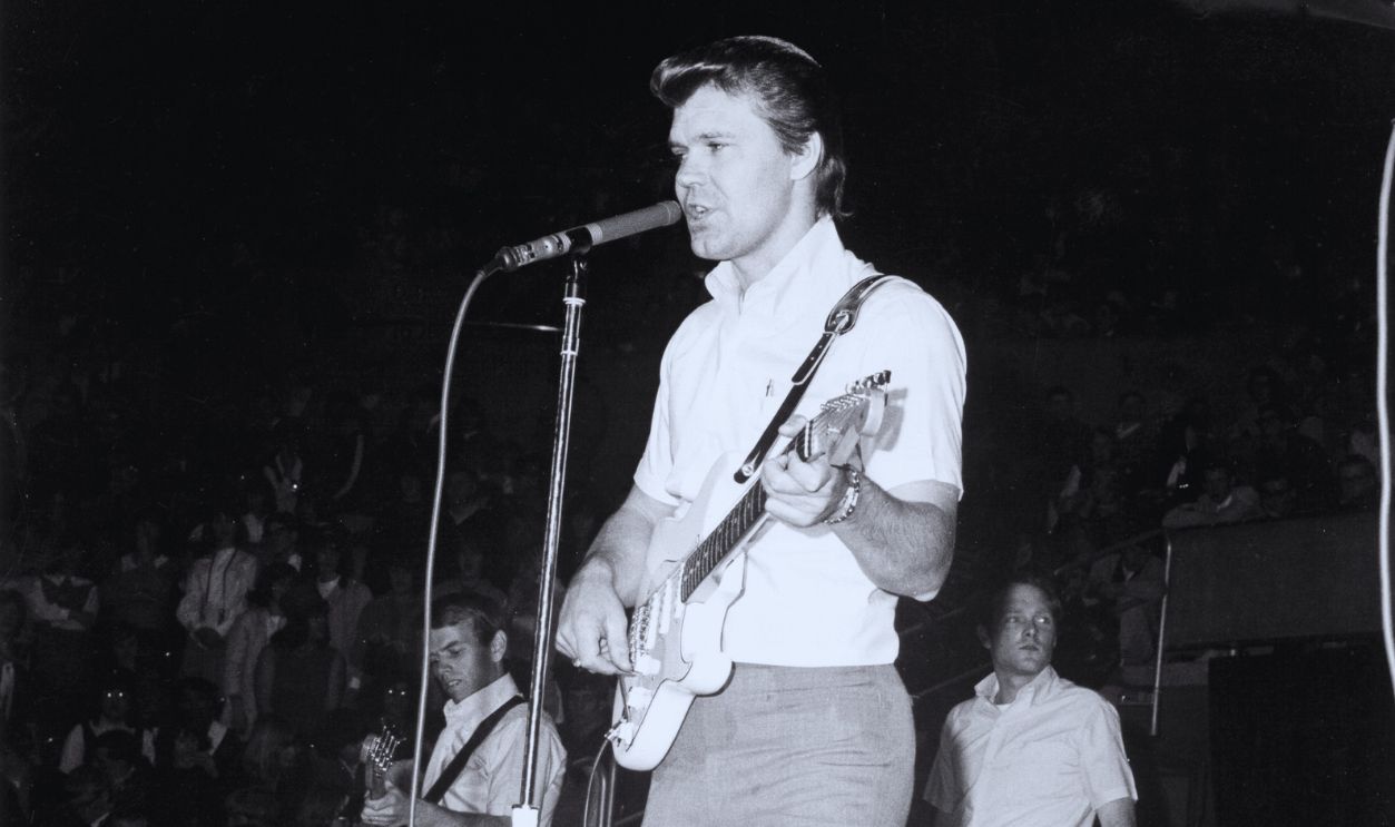 Gettyimages - 74253655, Glen Campbell In 