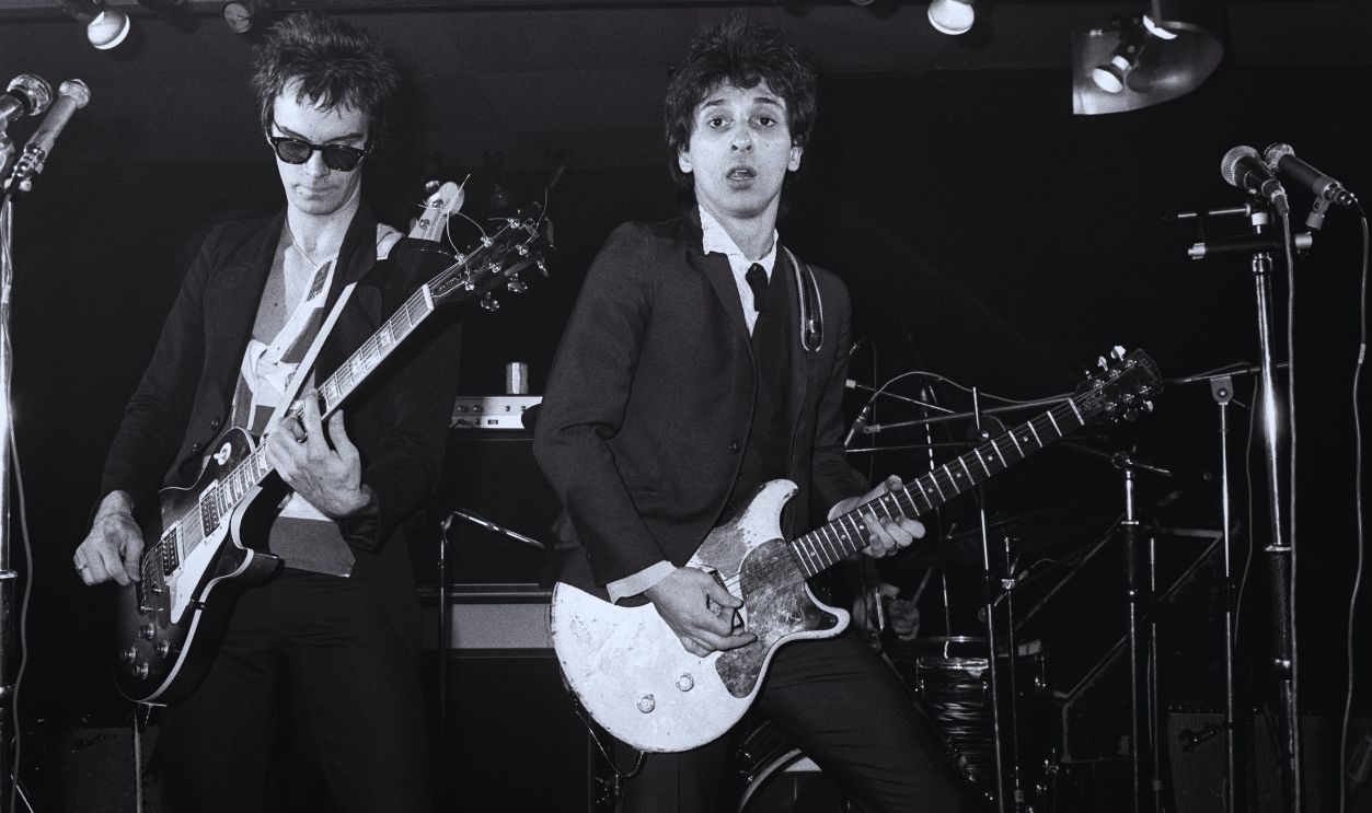 Gettyimages - 85242391, Photo of Johnny THUNDERS UNITED KINGDOM - JANUARY 01: ROXY CLUB Photo of Johnny THUNDERS, with the Heartbreakers 