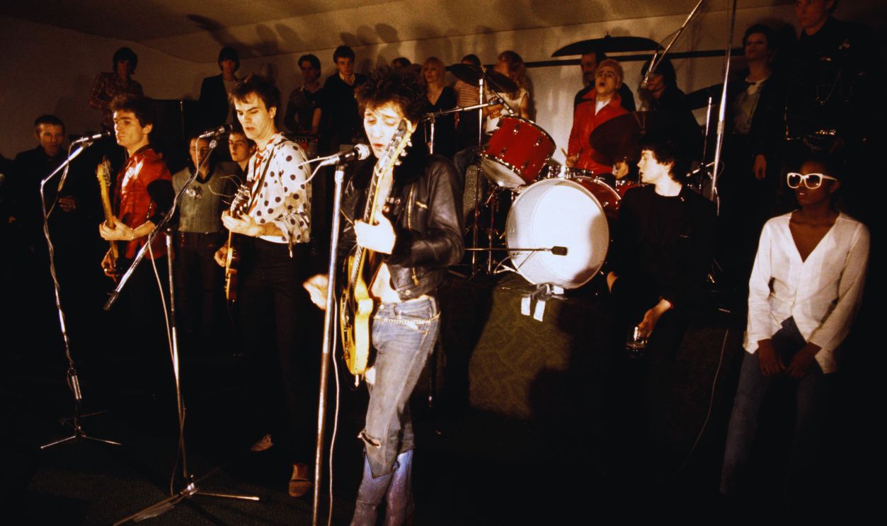 Gettyimages - 85362784 , Photo of Johnny THUNDERS UNSPECIFIED - JANUARY 01: Photo of Johnny THUNDERS; & The Heartbreakers 