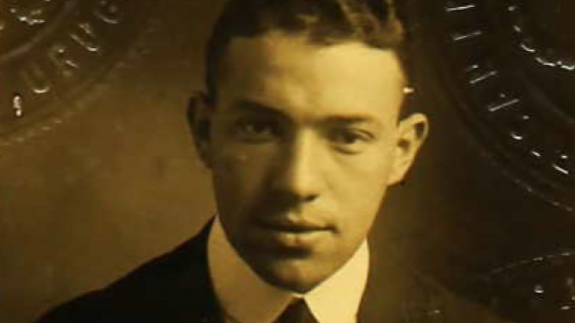 passport photo of Yip Harburg (1920)